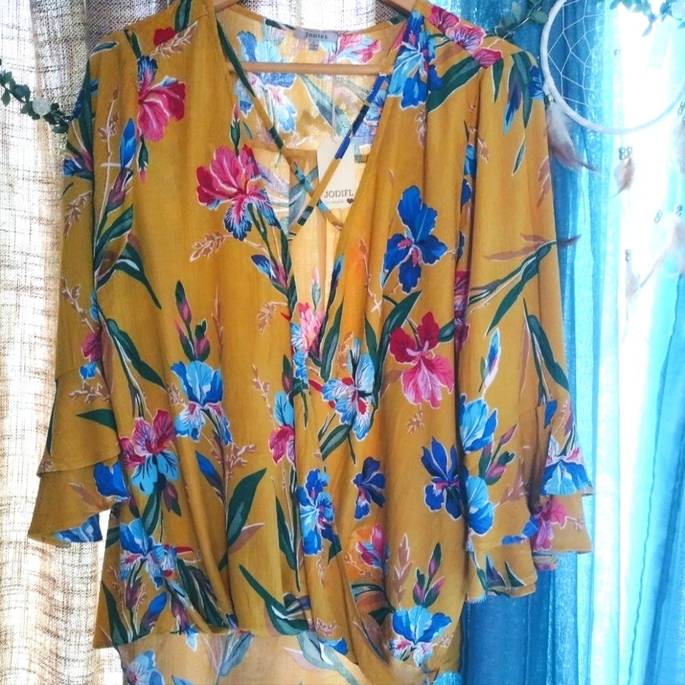 Jodifl Size L NWT